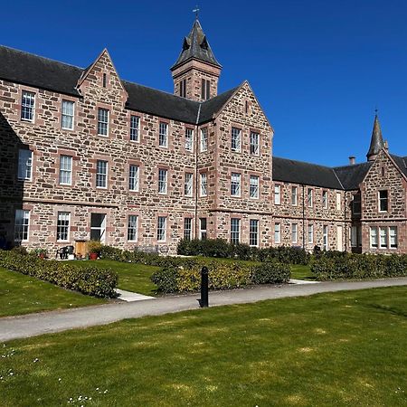 Inverness Great Glen Town House, 5 Minute Drive From Town Centre Exterior foto